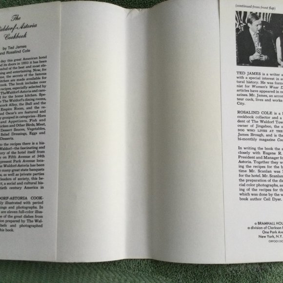 NYC Restaurant Cookbook Vintage 1969 - Picture 6 of 6